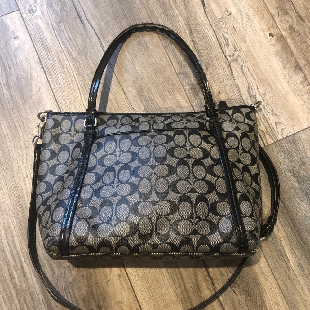 Coach Purse - Picture 5 of 7